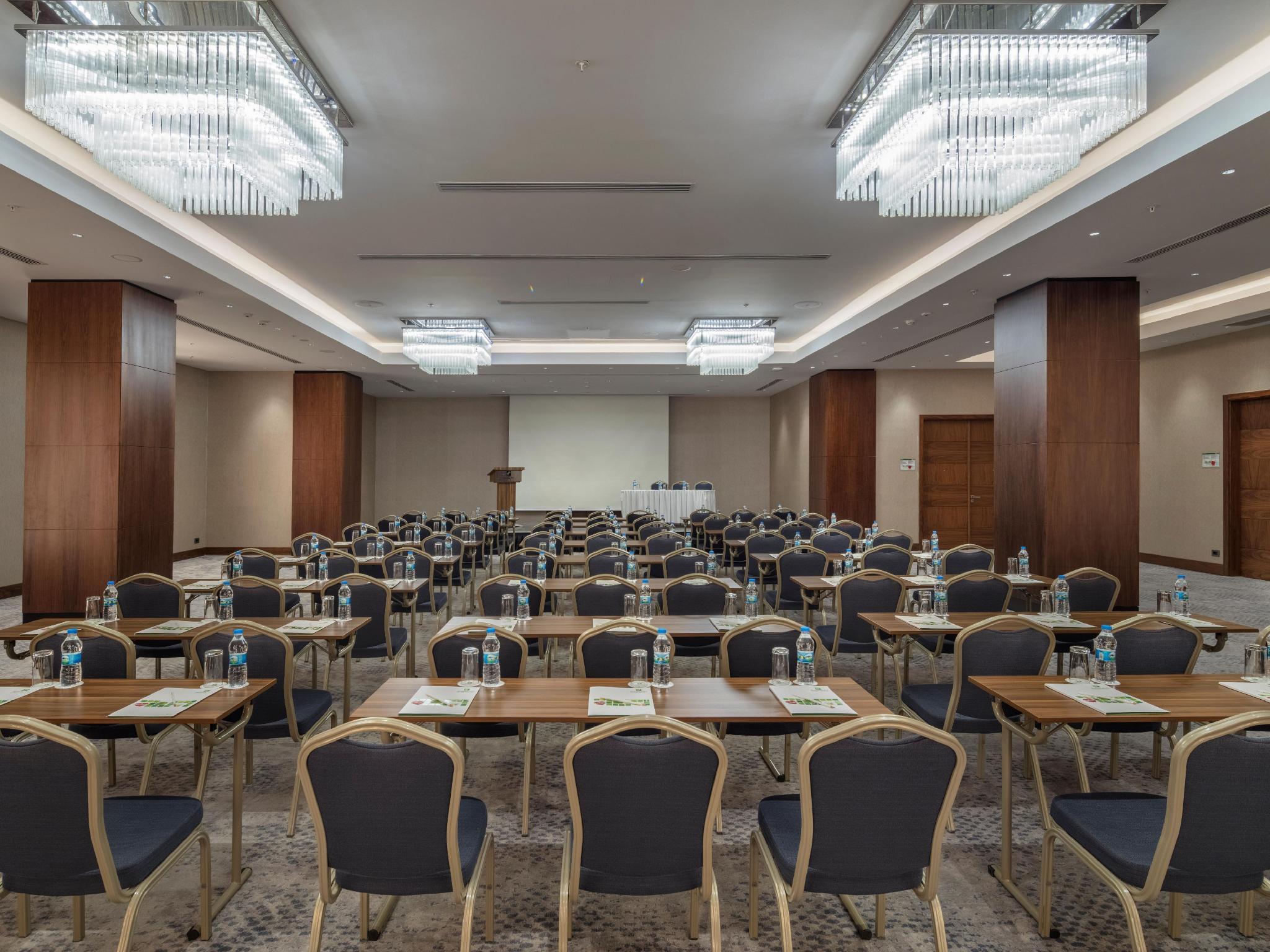 Holiday Inn Istanbul - Tuzla Bay By Ihg Exterior photo