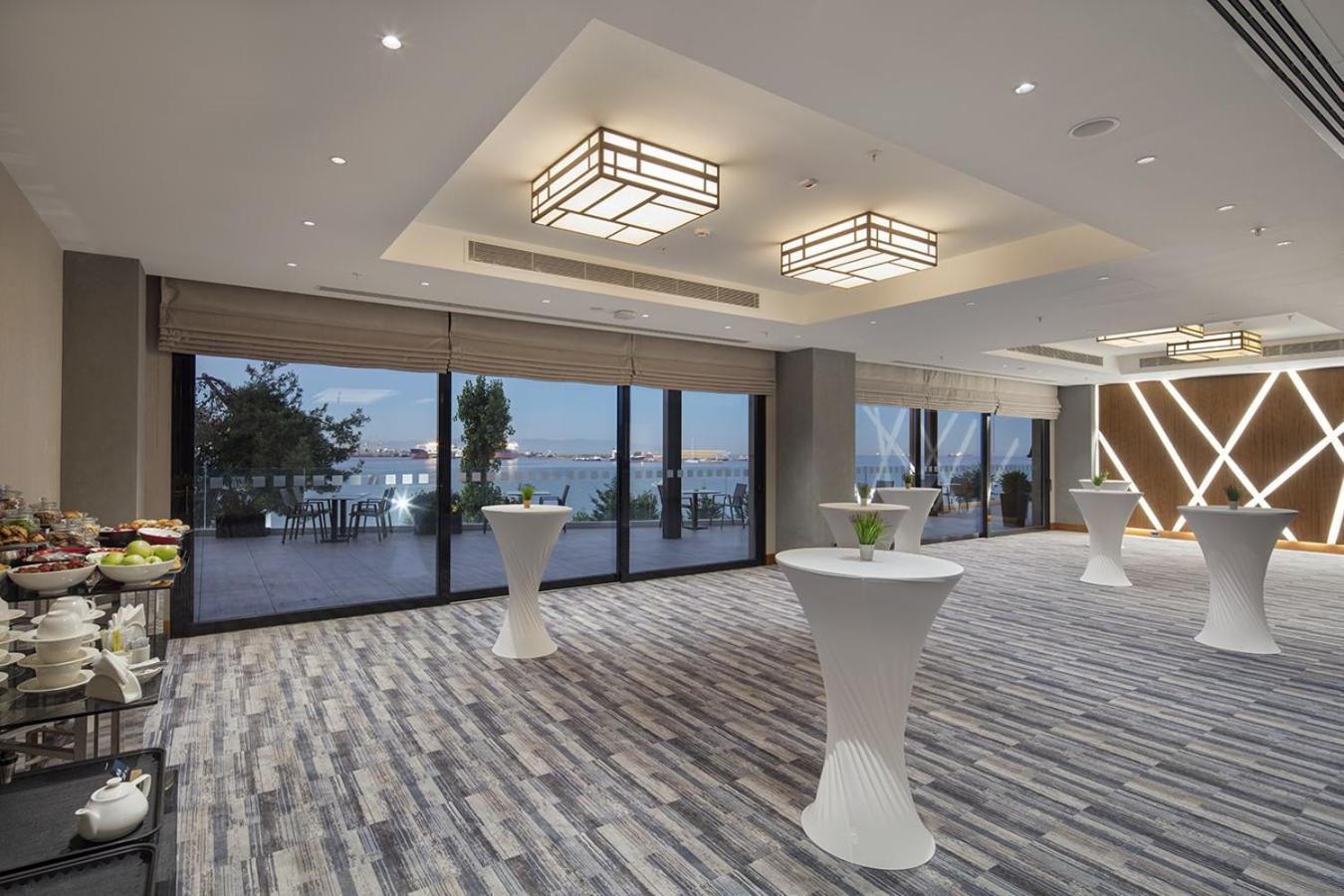 Holiday Inn Istanbul - Tuzla Bay By Ihg Exterior photo