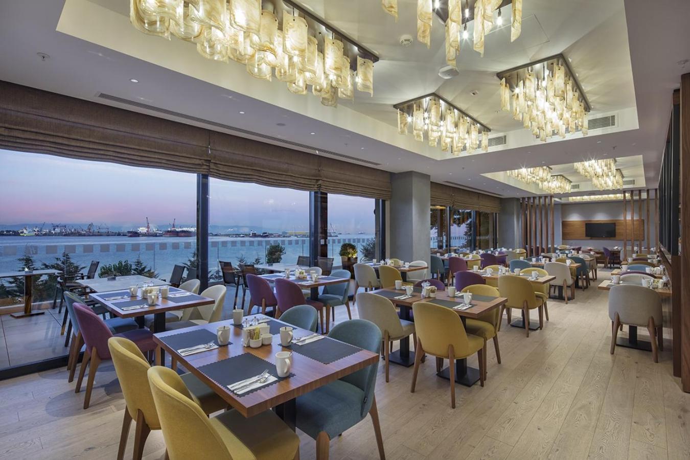 Holiday Inn Istanbul - Tuzla Bay By Ihg Exterior photo