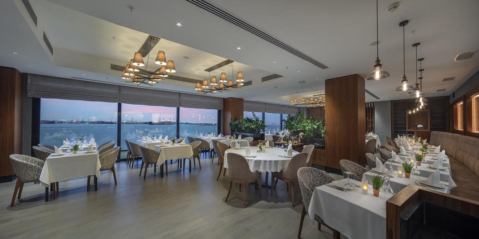 Holiday Inn Istanbul - Tuzla Bay By Ihg Exterior photo
