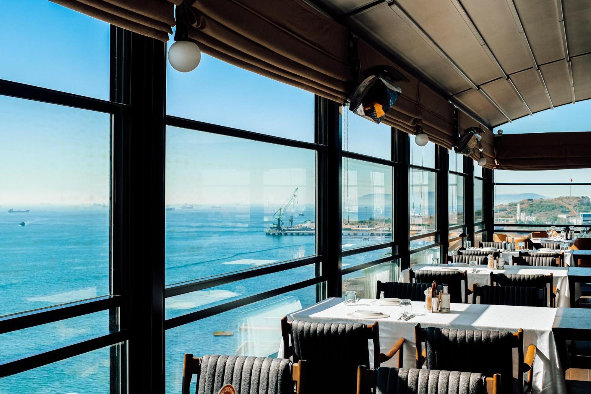 Holiday Inn Istanbul - Tuzla Bay By Ihg Exterior photo