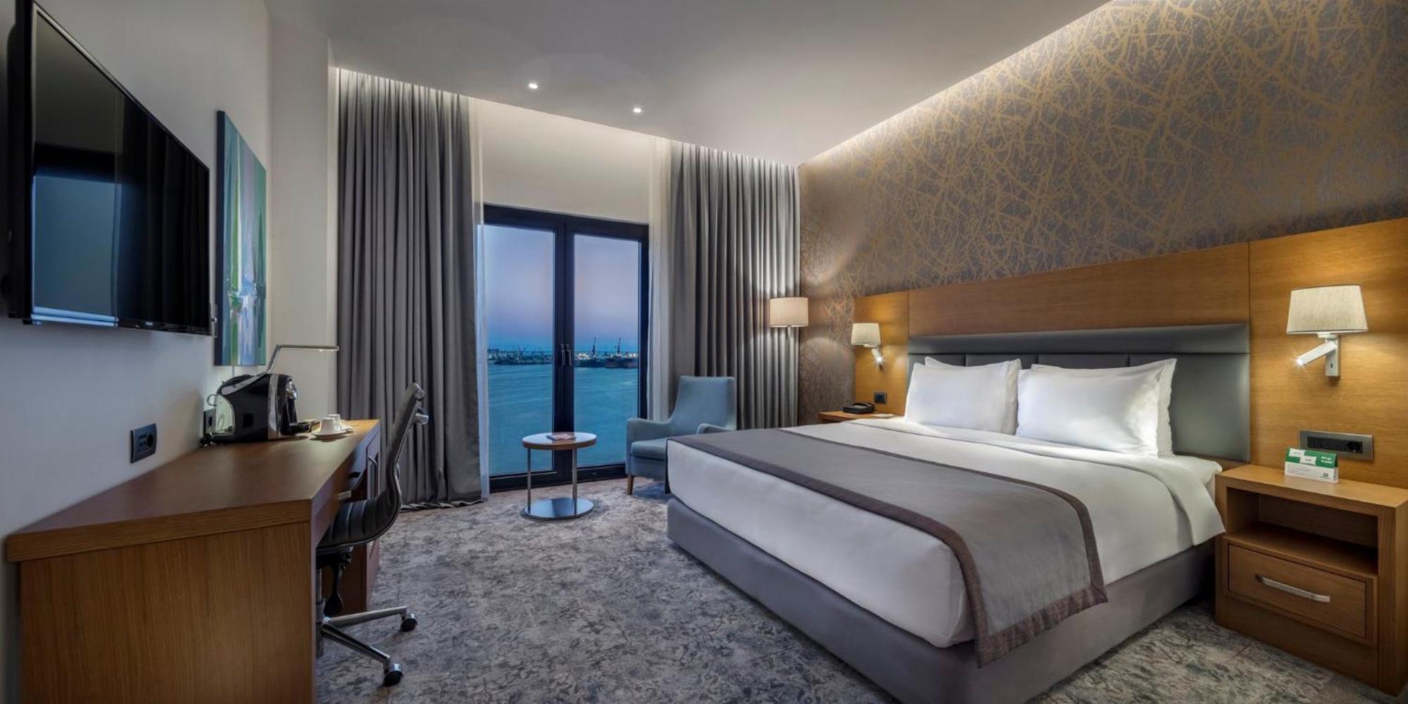 Holiday Inn Istanbul - Tuzla Bay By Ihg Exterior photo