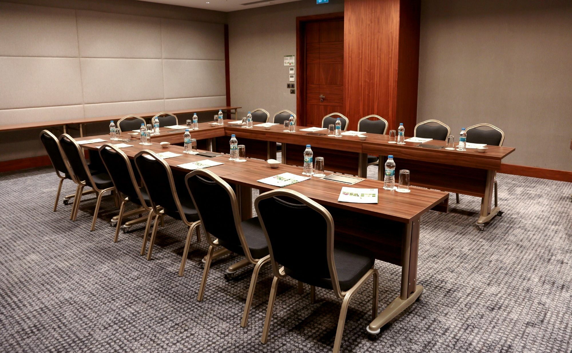 Holiday Inn Istanbul - Tuzla Bay By Ihg Exterior photo